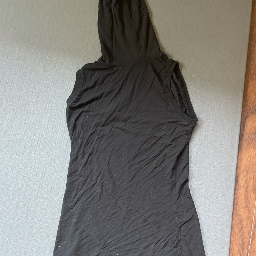 Kit and Ace turtleneck cut off